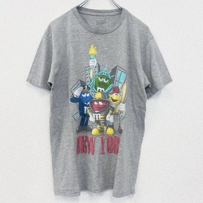 古着 used　半袖アニメプリントTシャツ　m&m's　灰色　　グレー　ライトグレー　クルーネック　レトロデザイン　Mサイズ