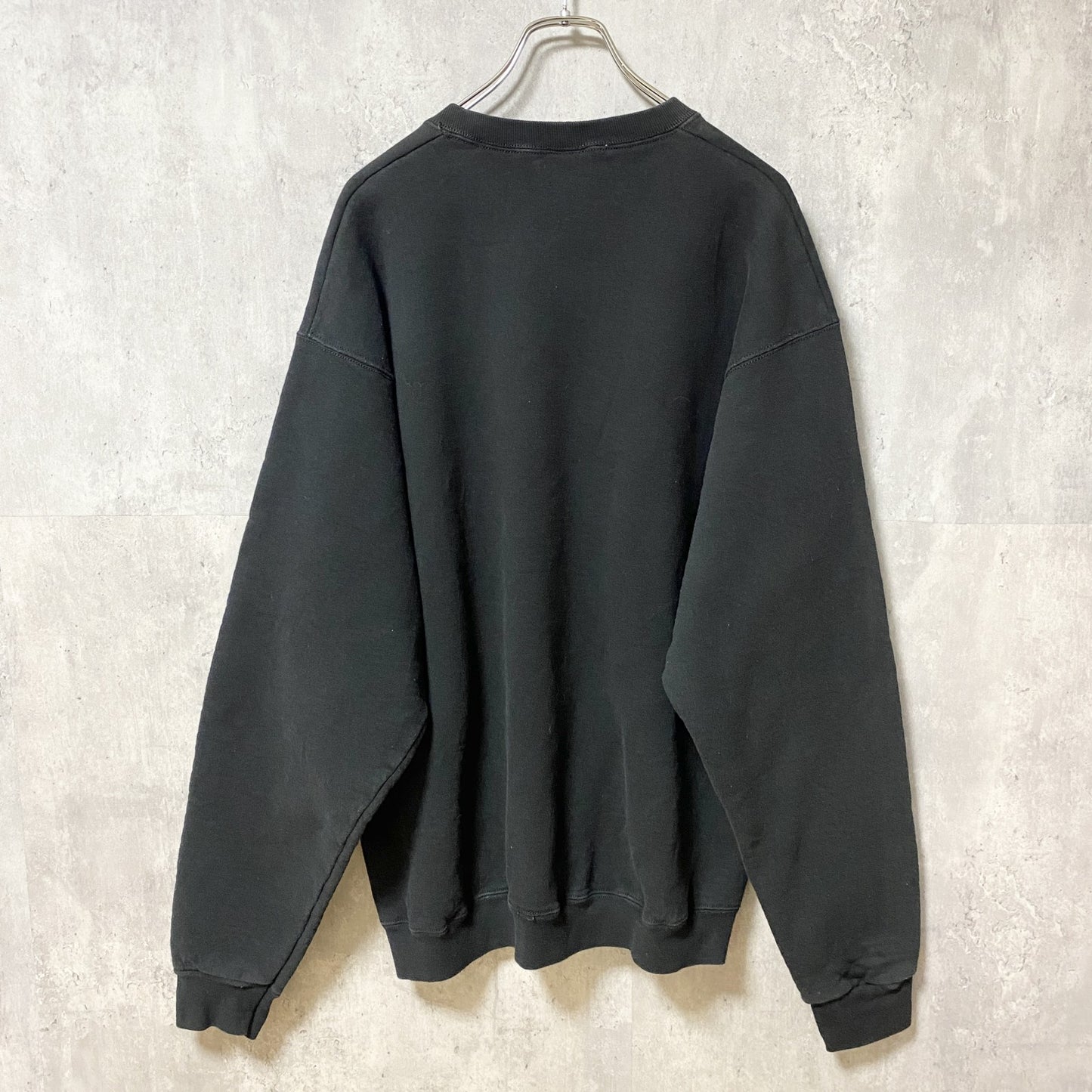古着 used　FRUIT OF THE LOOM　フルーツオブザルーム　長袖スウェット　トレーナー　ストーン　黒　XLサイズ
