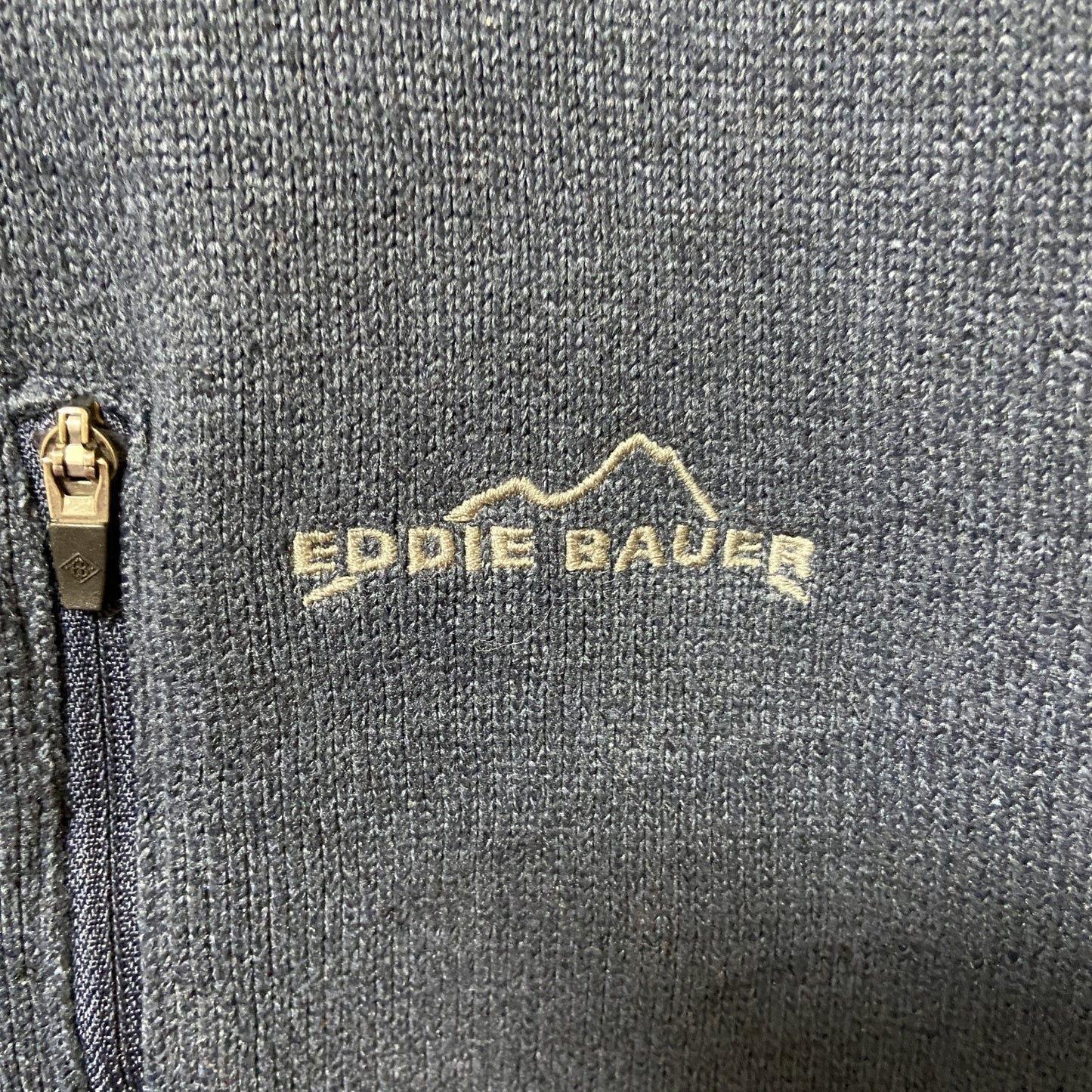 EDDIE BAUER　エディバウアー　ワンポイント刺繍フリース　ハイネックブルゾン　ネイビー　秋冬服　Lサイズ