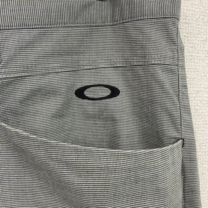 OAKLEY　オークリー　チノパン　ゴルフパンツ　ワンポイントロゴ　灰色　グレー　W38サイズ