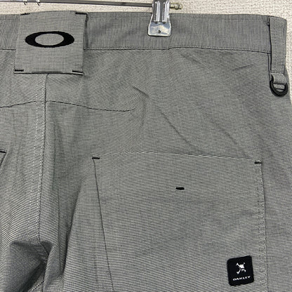 OAKLEY　オークリー　チノパン　ゴルフパンツ　ワンポイントロゴ　灰色　グレー　W38サイズ