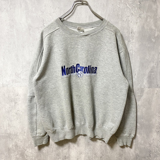 90s　NORTH CAROLINA　ノースカロライナ大学　カレッジ刺繍スウェット　トレーナー　グレー　Mサイズ