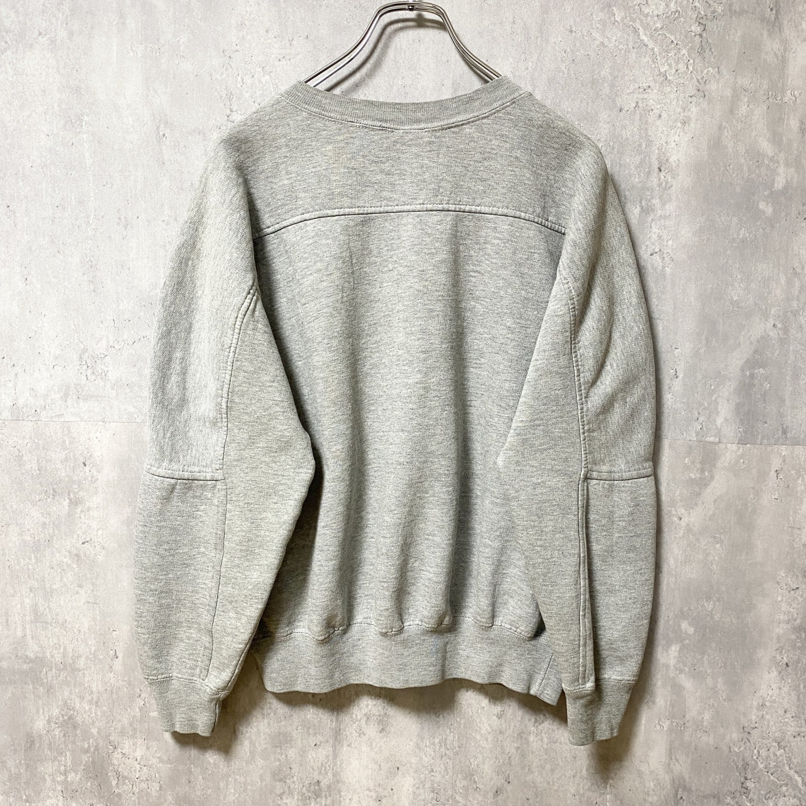 90s　NORTH CAROLINA　ノースカロライナ大学　カレッジ刺繍スウェット　トレーナー　グレー　Mサイズ