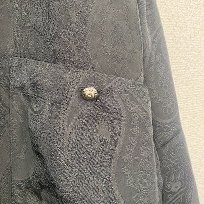 古着 used　長袖柄シャツ　ペイズリー　総柄　比翼ボタン　胸ポケット　レトロデザイン　幾何学模様　XLサイズ