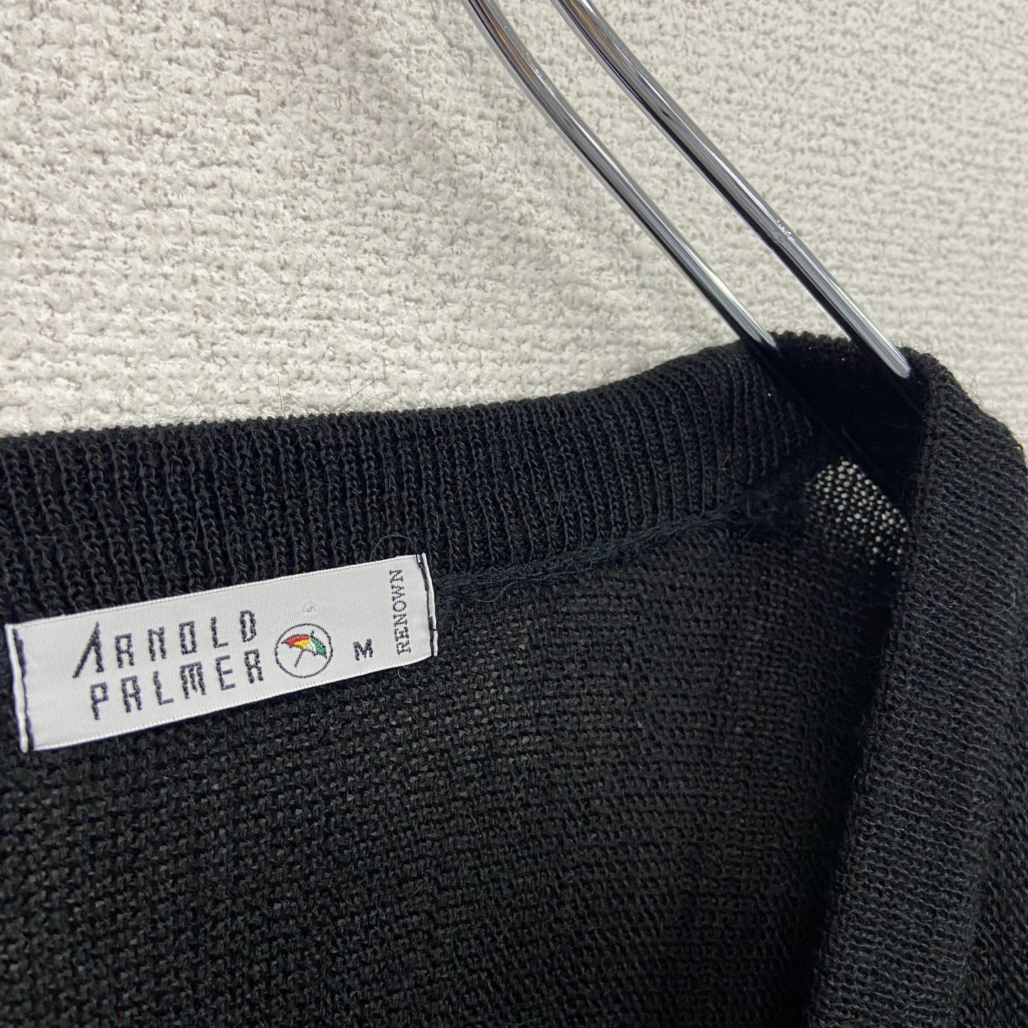ARNOLD PALMER　アーノルドパーマー　ニットカーディガン　黒　ブラック　Mサイズ