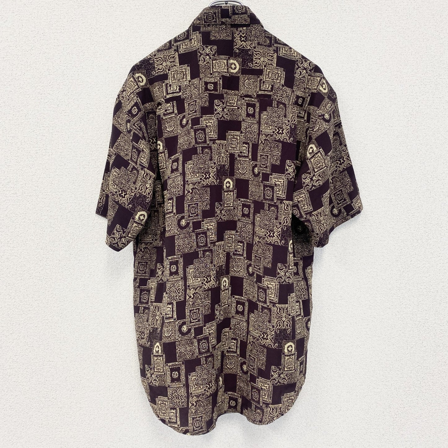 古着 used　SABLINA VALENTINO　半袖総柄シャツ　幾何学模様　胸ポケット　茶色　ブラウン　レトロ　Mサイズ