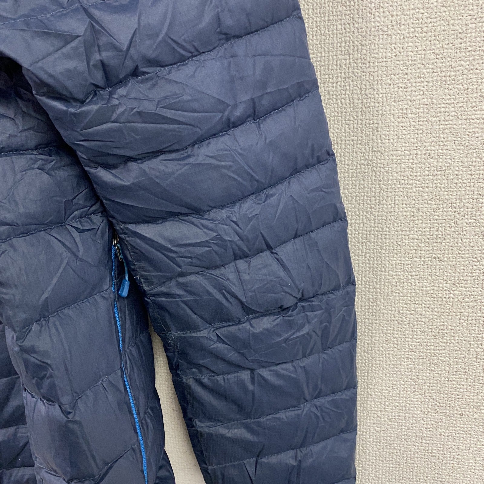 patagonia　パタゴニア　ダウンセーター　ダウン90％　紺　ネイビー　XSサイズ