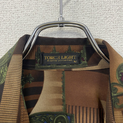 古着 used　TORCH LIGHT　長袖柄シャツ　開襟　総柄　胸ポケット　茶色　ブラウン　レトロデザイン　個性的　Mサイズ