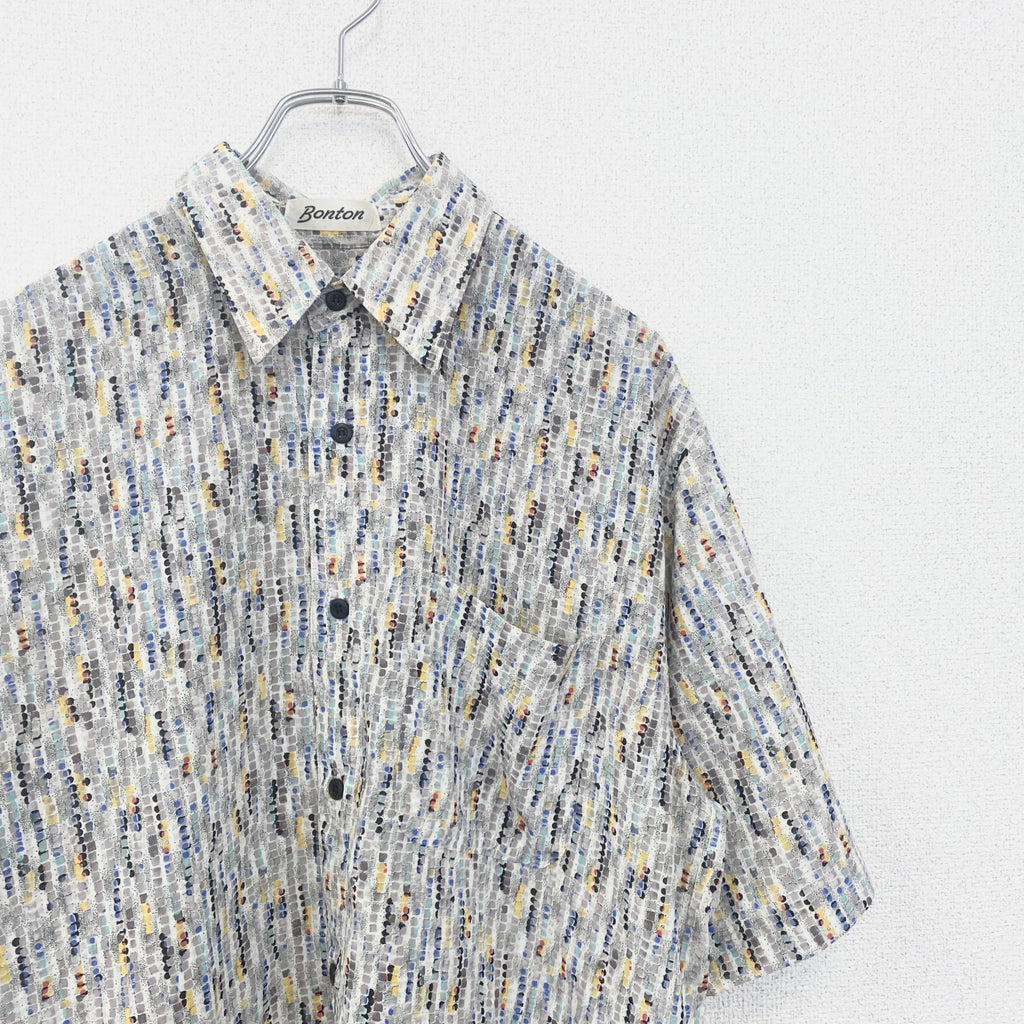 古着 used　Bonton　半袖プリント総柄シャツ　レトロデザイン　幾何学　胸ポケット　カラフル　カジュアル　