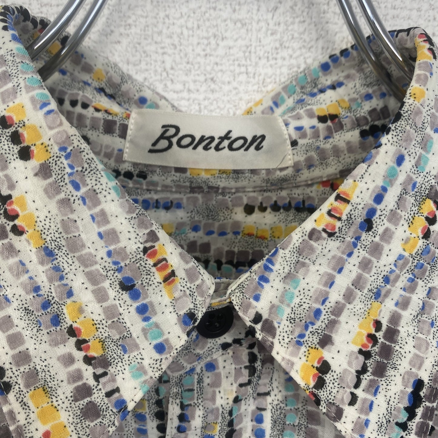 古着 used　Bonton　半袖プリント総柄シャツ　レトロデザイン　幾何学　胸ポケット　カラフル　カジュアル　