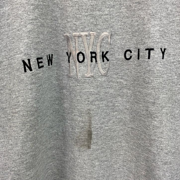 00s　GILDAN　スウェット/トレーナー　NEW YORK CITY　ヴィンテージ　灰色　グレー　XLサイズ
