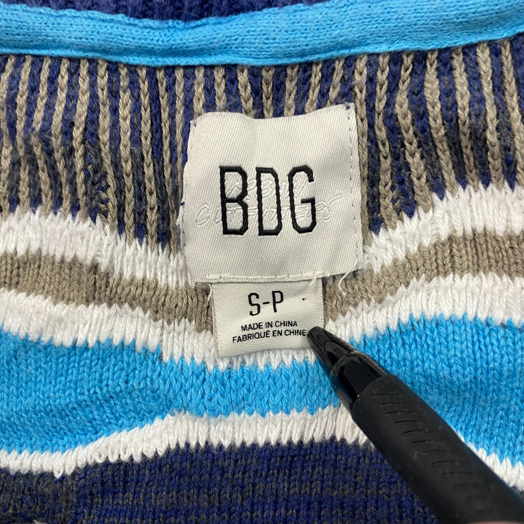 BDG　COOGI風ニットベスト　3Dニット　総柄　マルチカラー　Sサイズ