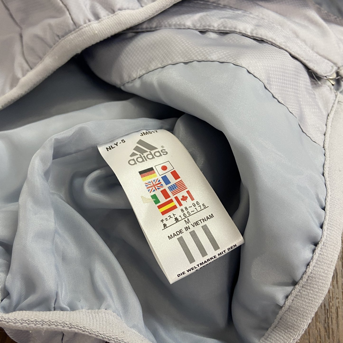 adidas　アディダス　フルジップ中綿ジャケット　灰色　グレー　Mサイズ