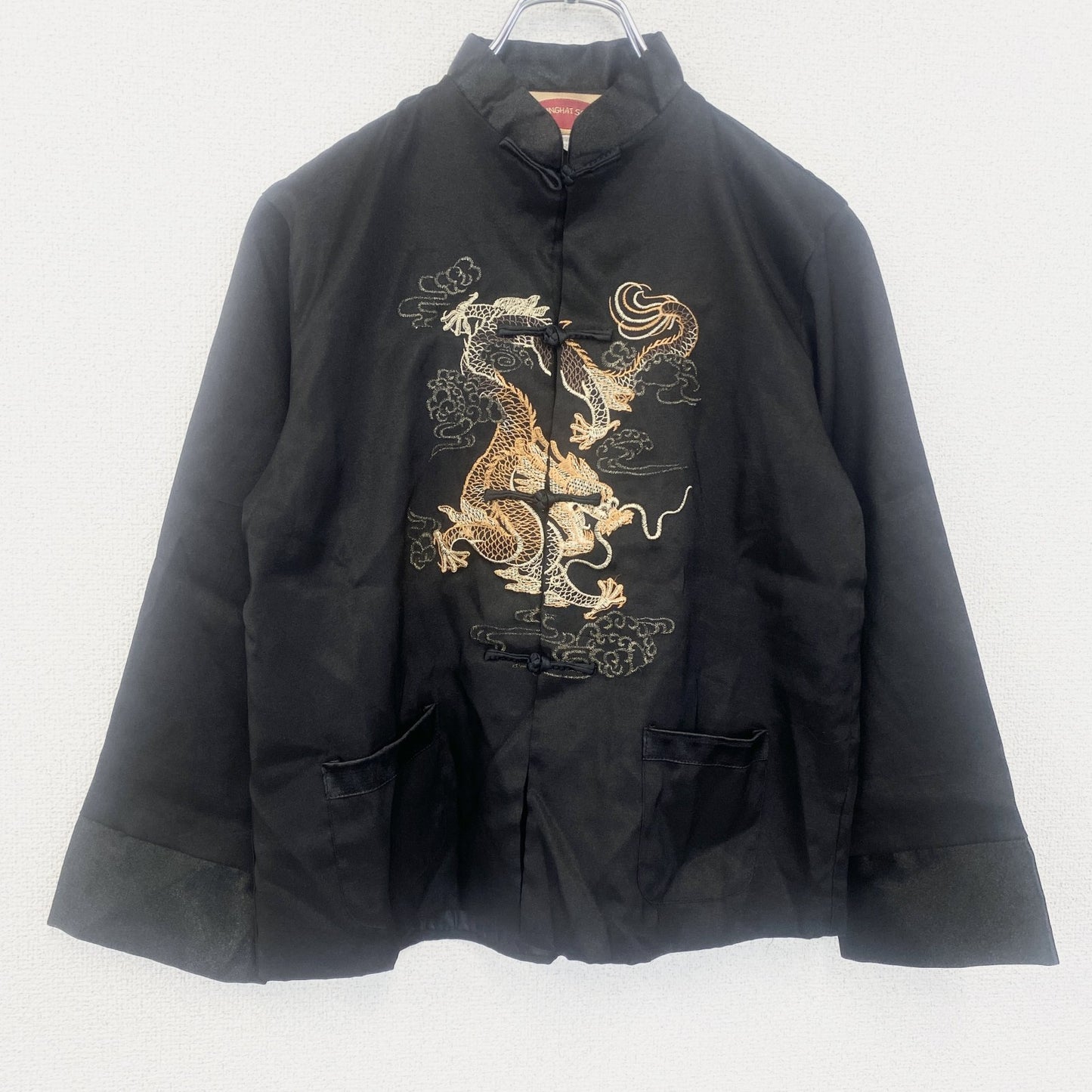 古着 used　長袖刺繍シャツ　レトロデザイン　チャイナ服　中華　中国　カンフー　ドラゴン　竜　金龍　黒　ブラック