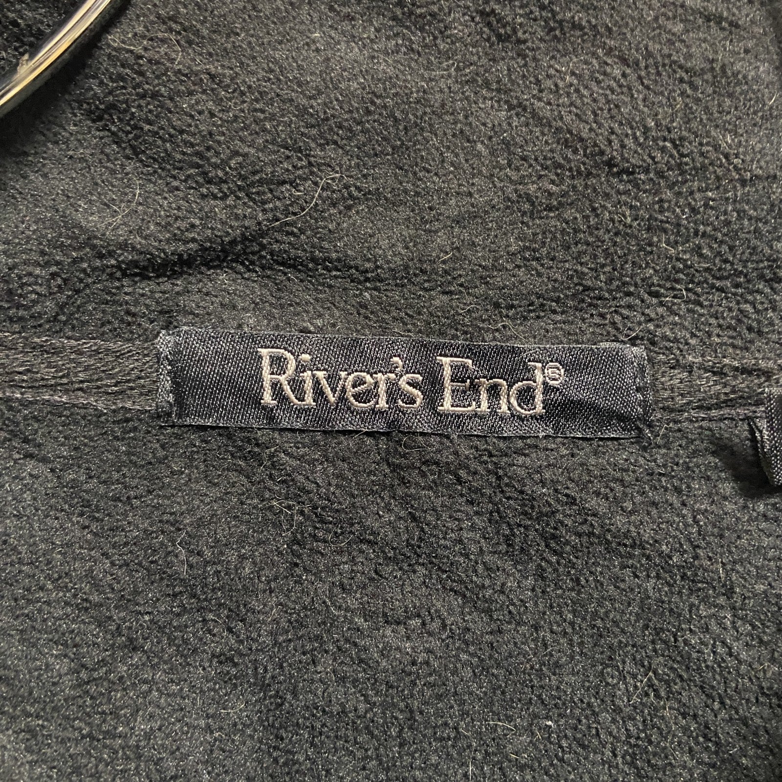 古着 used　River'sEnd　長袖フリースジャケット　ブルゾン　ワンポイント刺繍　黒　ブラック　秋冬服　Lサイズ