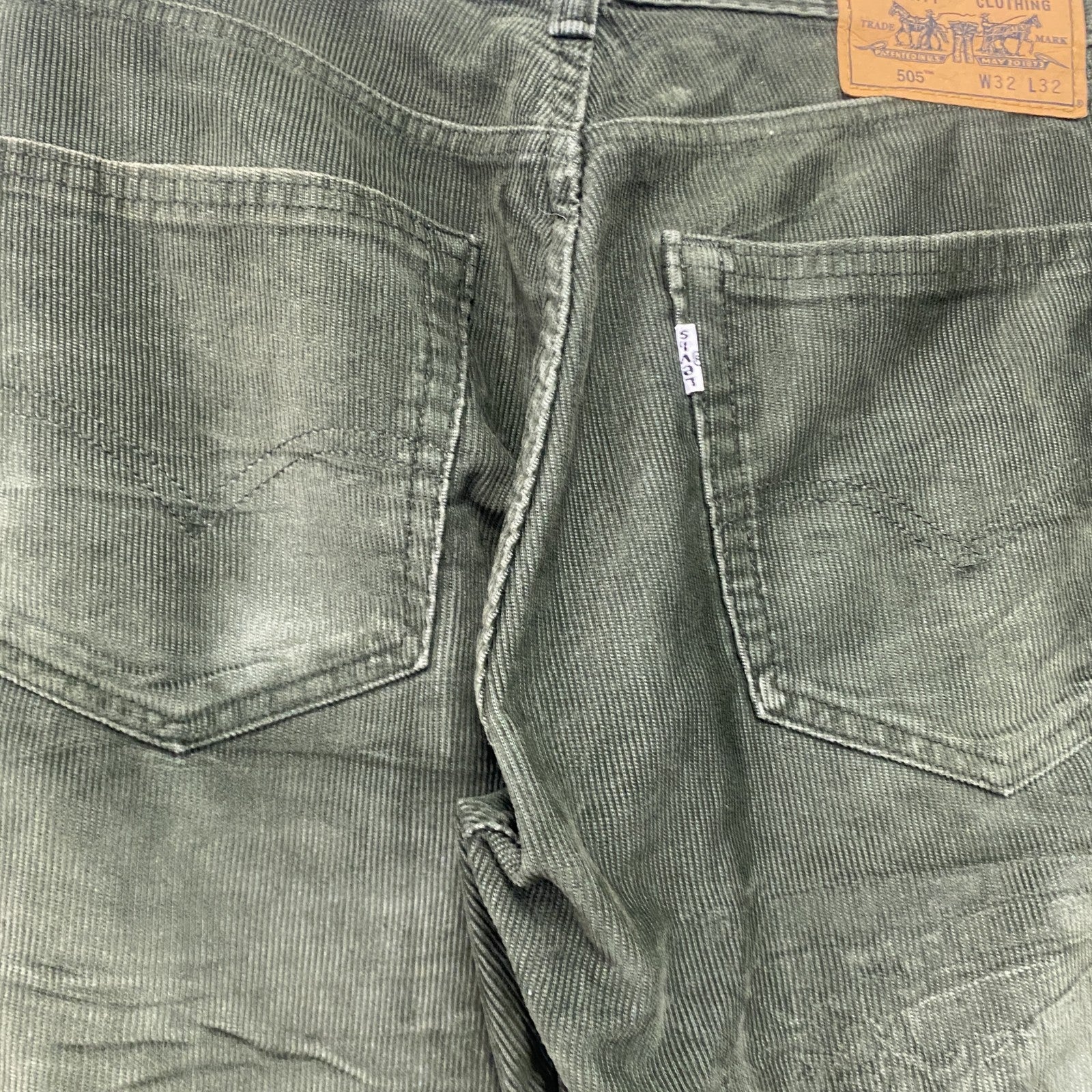 Levi's　リーバイス　505　コーデュロイパンツ　ジップフライ　緑　グリーン　W34サイズ