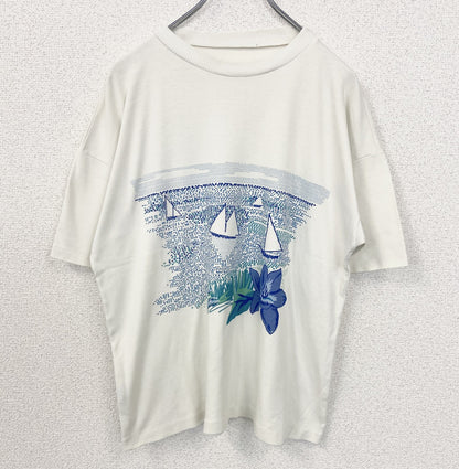 古着 used　半袖プリントTシャツ　船　海　景色　カジュアルデザイン　白　ホワイト　シングルステッチ　90s　Mサイズ