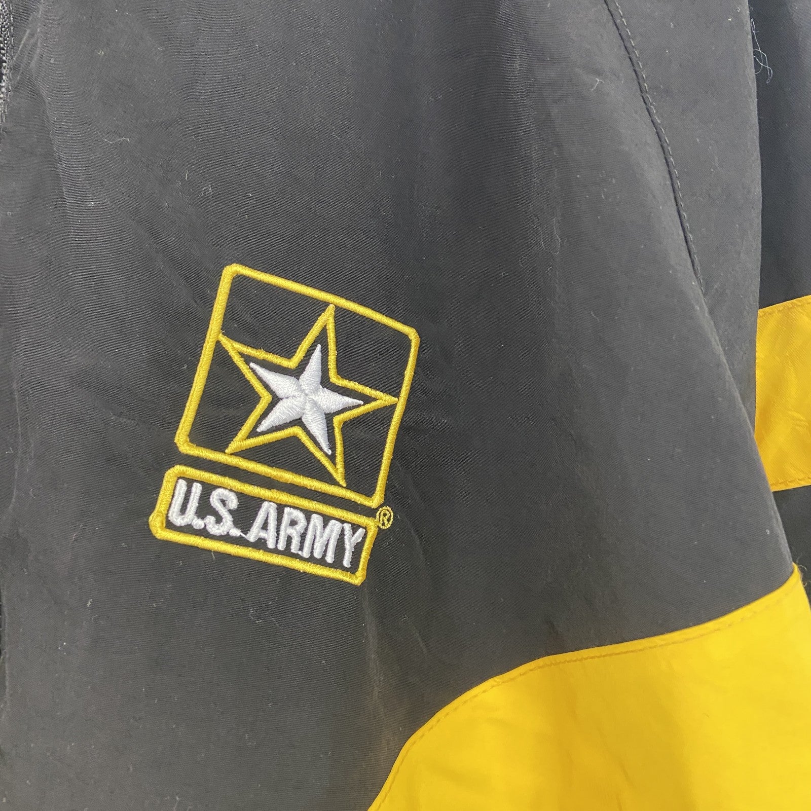 U.S.ARMY　トレーニングジャケット　ナイロンジャケット　ミリタリー　米軍　黒　ブラック　XLサイズ