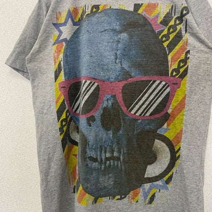 古着 used　TWO　TONE　半袖プリントTシャツ　ドクロ　スカル　ビッグプリント　レトロデザイン　グレー　Lサイズ