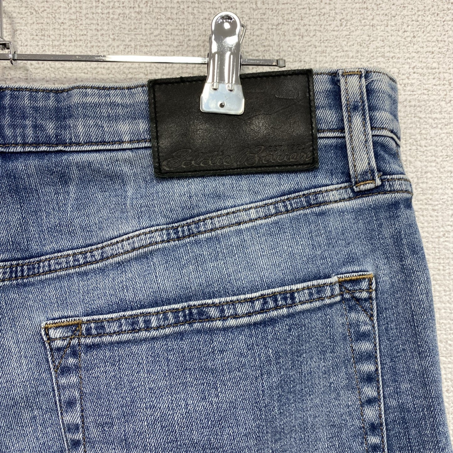 Eddie Bauer　エディーバウアー　デニムパンツ/ジーンズ　ジップフライ　鬼ヒゲ　インディゴ　W35サイズ