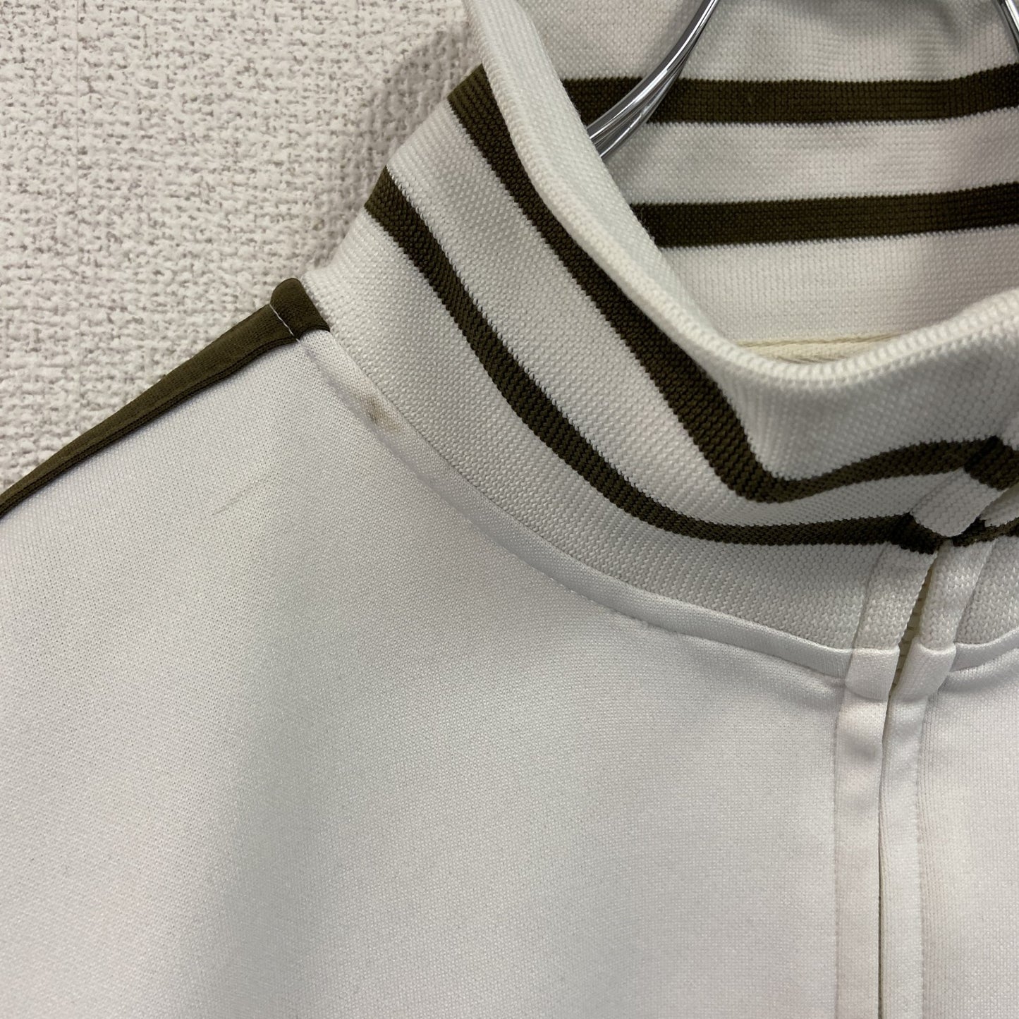 VANS　バンズ　トラックジャケット/ジャージ　白　ホワイト　Mサイズ