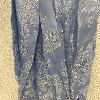 古着 used　長袖プリント総柄シャツ　中華風　スタンドカラー　レトロデザイン　アシンメトリー　個性的　水色　ライトブルー　Mサイズ