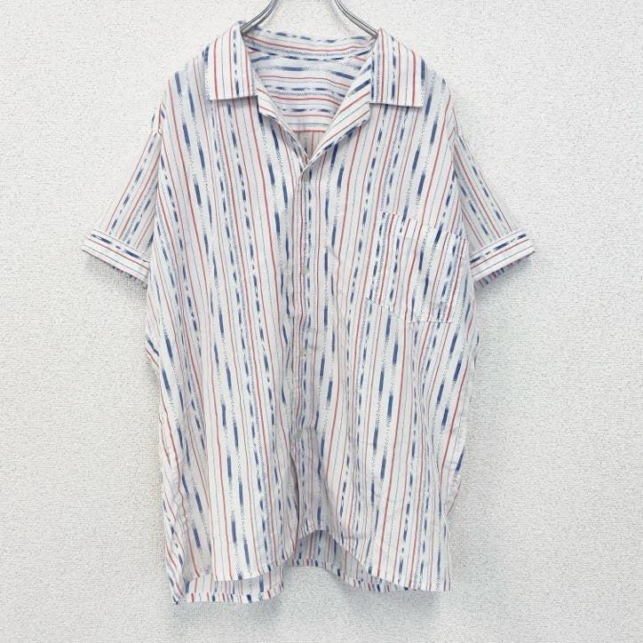 古着 used　半袖プリント総柄シャツ　開襟　レトロデザイン　アロハ　ストライプ柄　胸ポケット　Mサイズ