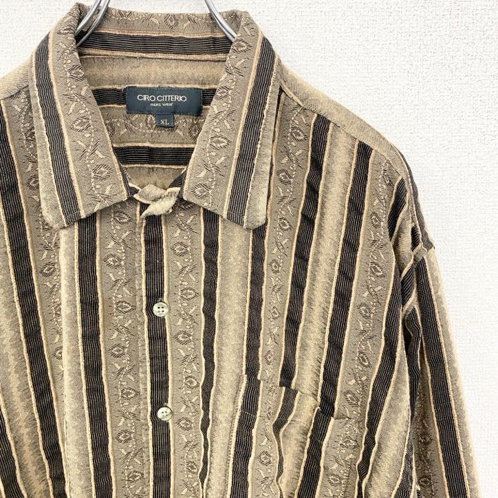 古着 used　長袖プリント総柄シャツ　レトロデザイン　ストライプ柄　個性的　リーフ　金　ゴールド　XLサイズ