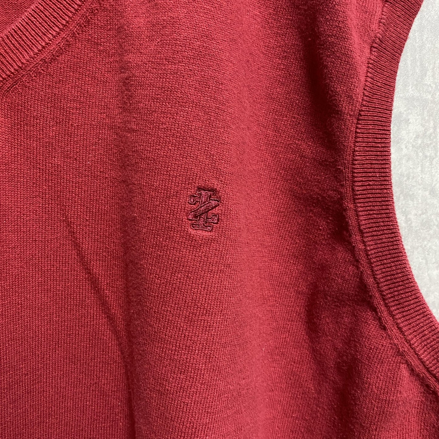 IZOD　アイゾッド　ニットベスト/セーター　刺繍ロゴ　ワンポイント　赤　レッド　XXLサイズ