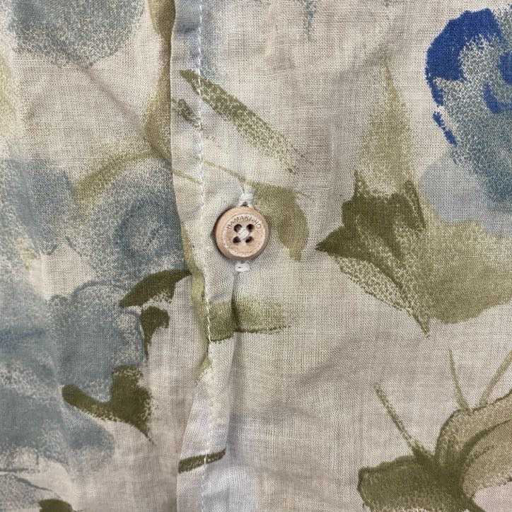 古着 used　長袖プリント総柄シャツ　イタリア製　花柄　フラワー　シアー素材　レトロデザイン　ベージュ　Lサイズ