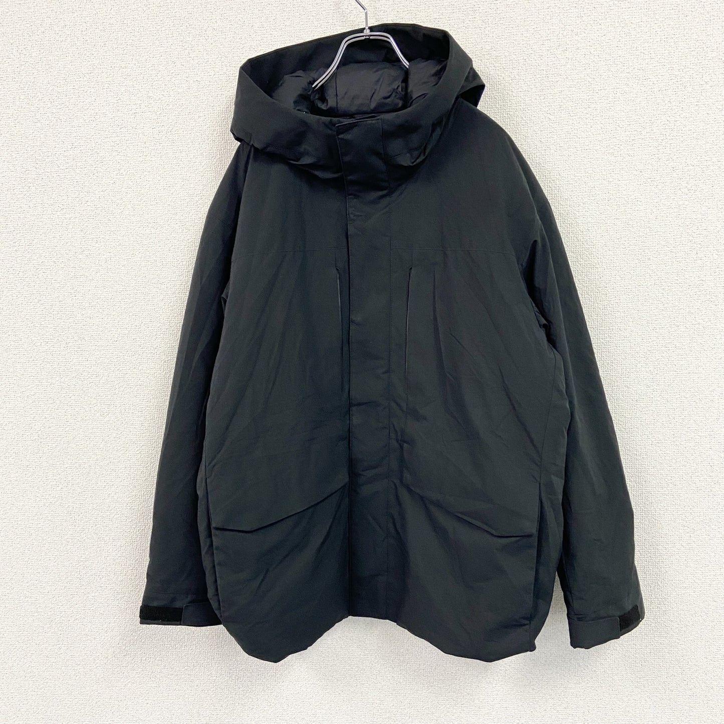 UNIQLO　ユニクロ　ハイブリッドダウンパーカ　ダウン90%　比翼仕立て　黒　ブラック　Lサイズ