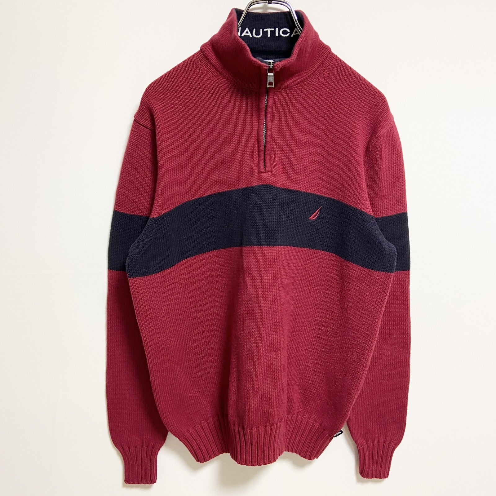 古着 used　NAUTICA　ノーティカ　長袖ハーフジップニット　セーター　ワンポイント刺　赤　レッド　秋冬服　Mサイズ