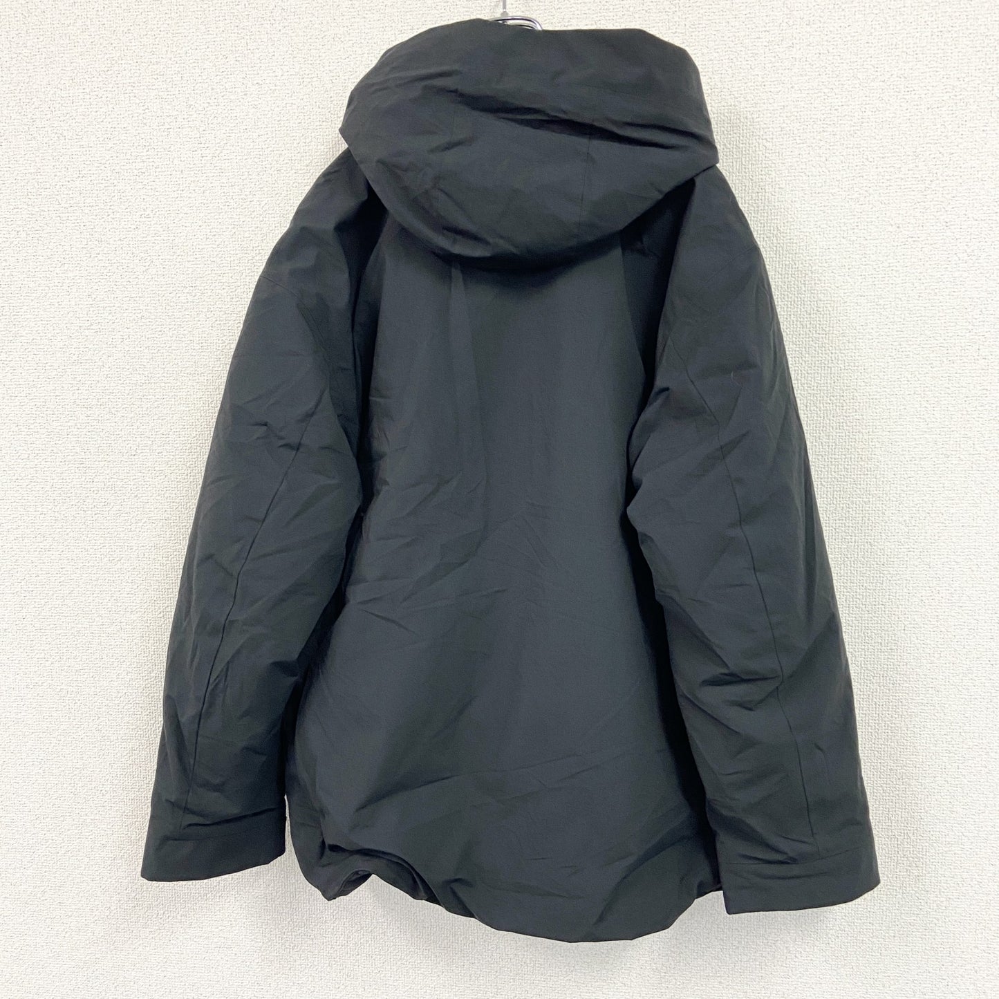 UNIQLO　ユニクロ　ハイブリッドダウンパーカ　ダウン90%　比翼仕立て　黒　ブラック　Lサイズ