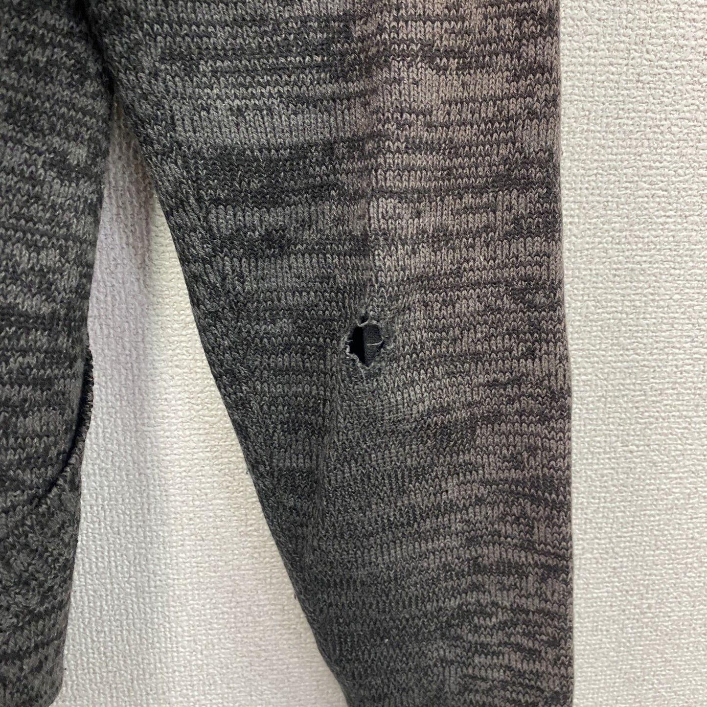BILLABONG　ビラボン　フルジップアクリルニットパーカー/フーディー　ワンポイント　灰色　グレー　Sサイズ