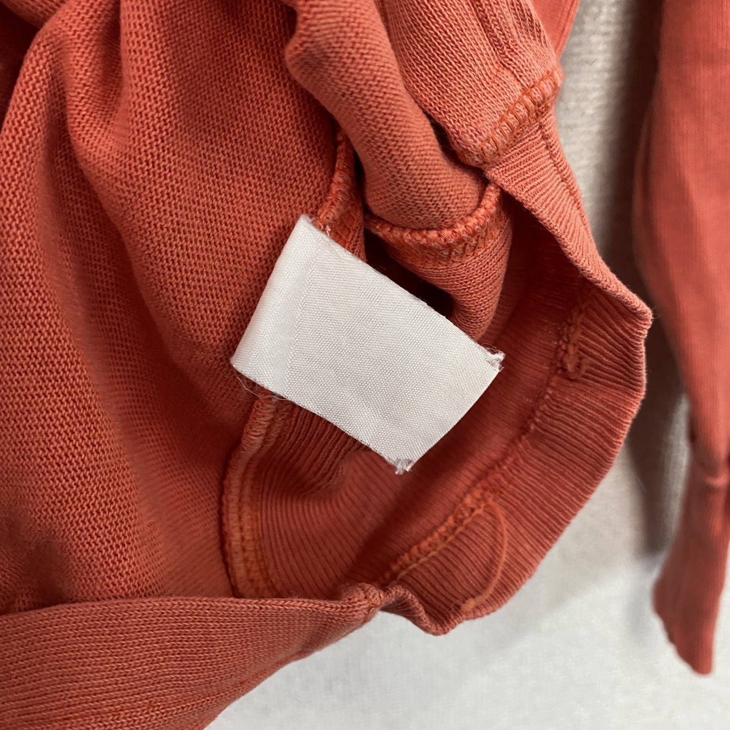 Champion　チャンピオン　リバースウィーブ　長袖Tシャツ/ロンT　前V　フェード　現行　オレンジ　Mサイズ