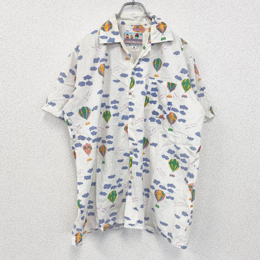 古着 used　半袖プリント総柄シャツ　開襟　レトロデザイン　個性的　アロハ　気球柄　バルーン　白　ホワイト
