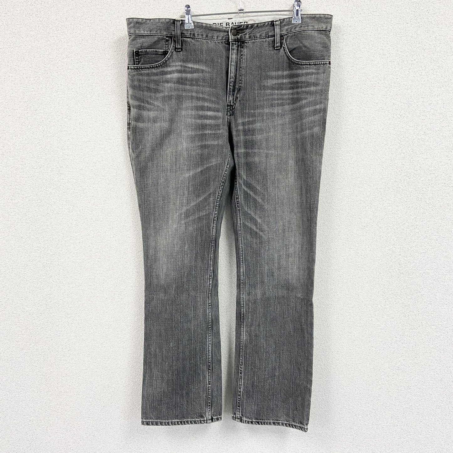 Eddie Bauer　エディーバウアー　PREMIUM DENIM　デニムパンツ/ジーンズ　ジップフライ　灰色　グレー