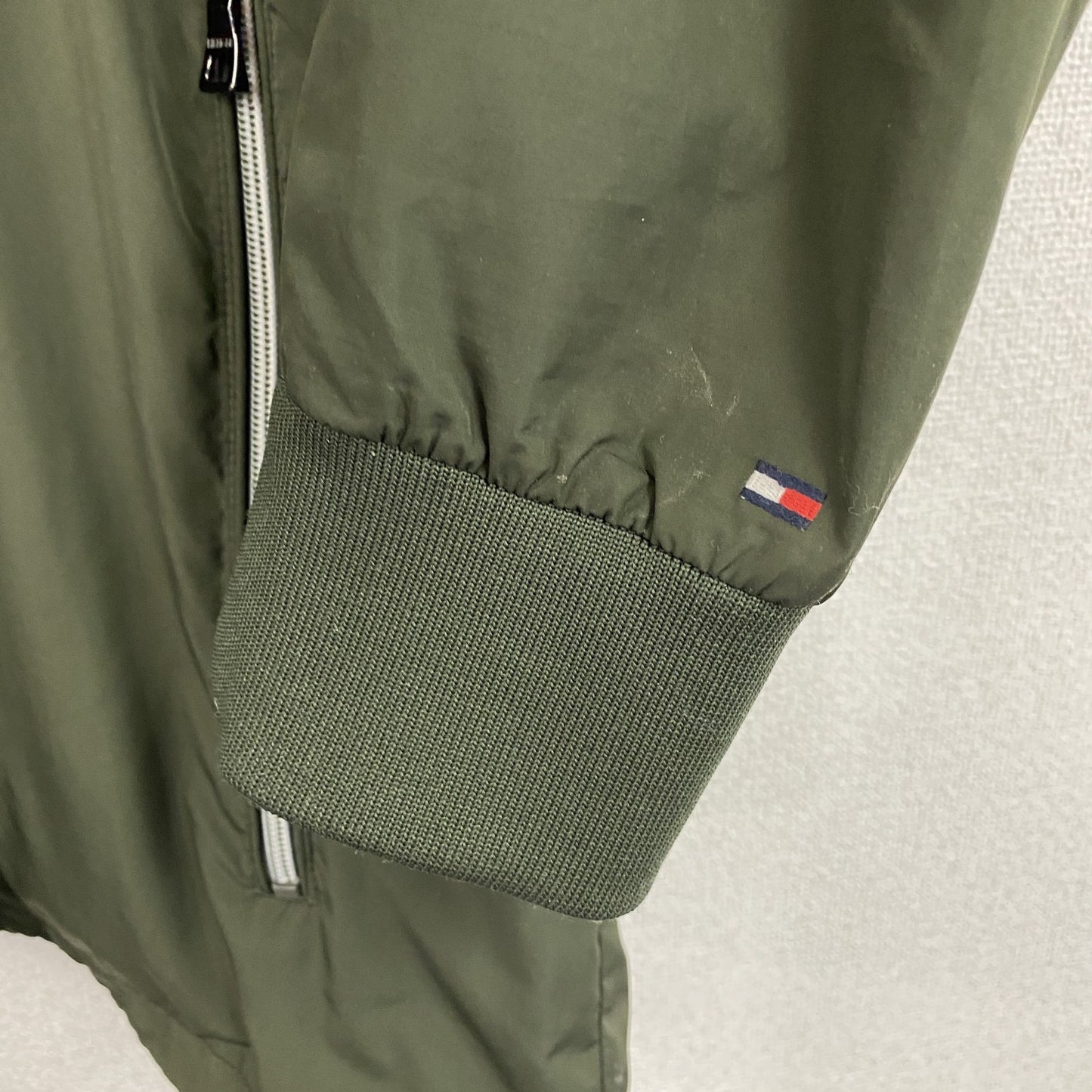 TOMMY HILFIGER　トミーヒルフィガー　フルジップジャケット　カーキ　XLサイズ