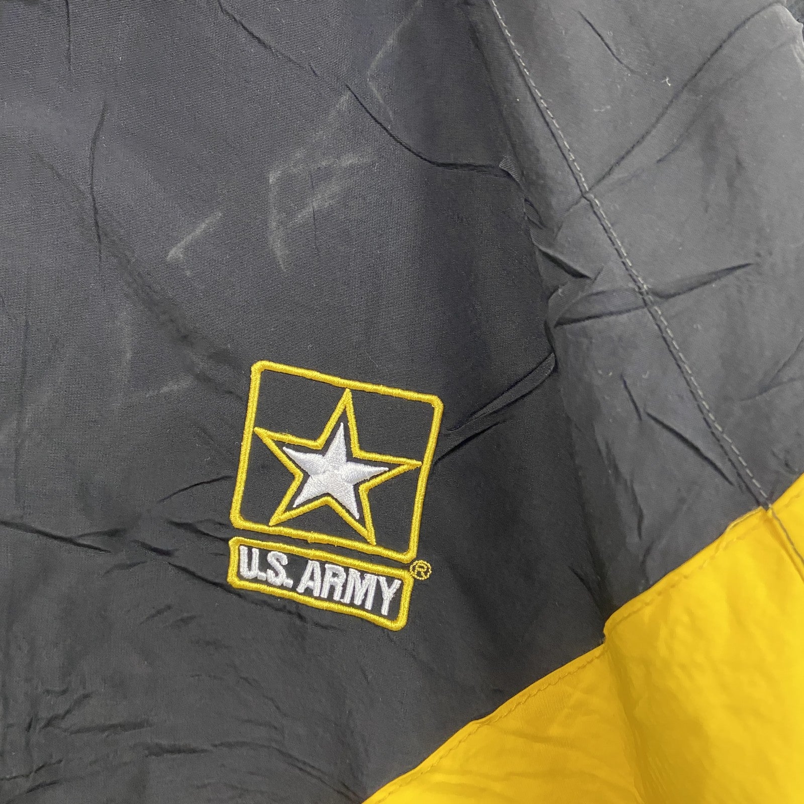 U.S.ARMY　IPFU　トレーニングジャケット　ナイロンジャケット　ミリタリー　米軍　黒　ブラック　Mサイズ