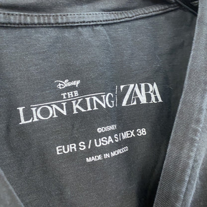 ZARA　ザラ　Disney　ディズニー　ライオンキング　半袖プリントTシャツ　黒　ブラック　Sサイズ