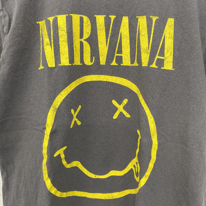古着 used　半袖バンドプリントTシャツ　ニルヴァーナ　音楽　ロック　灰色　グレー　定番　クルーネック　レトロデザイン　Sサイズ