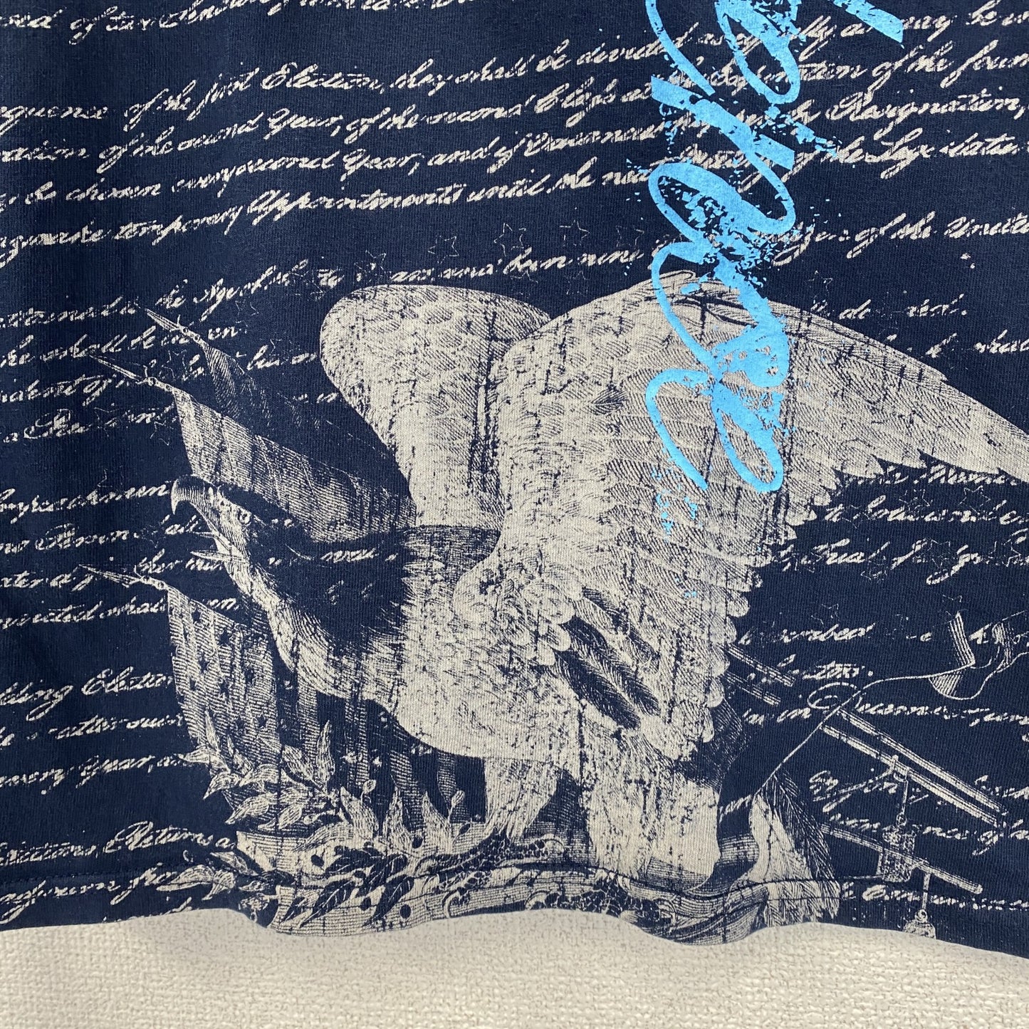 古着 used　GILDAN　半袖ロゴプリントＴシャツ　英字　筆記体　アメリカ国旗　鷲　レトロデザイン　クルーネック　Lサイズ