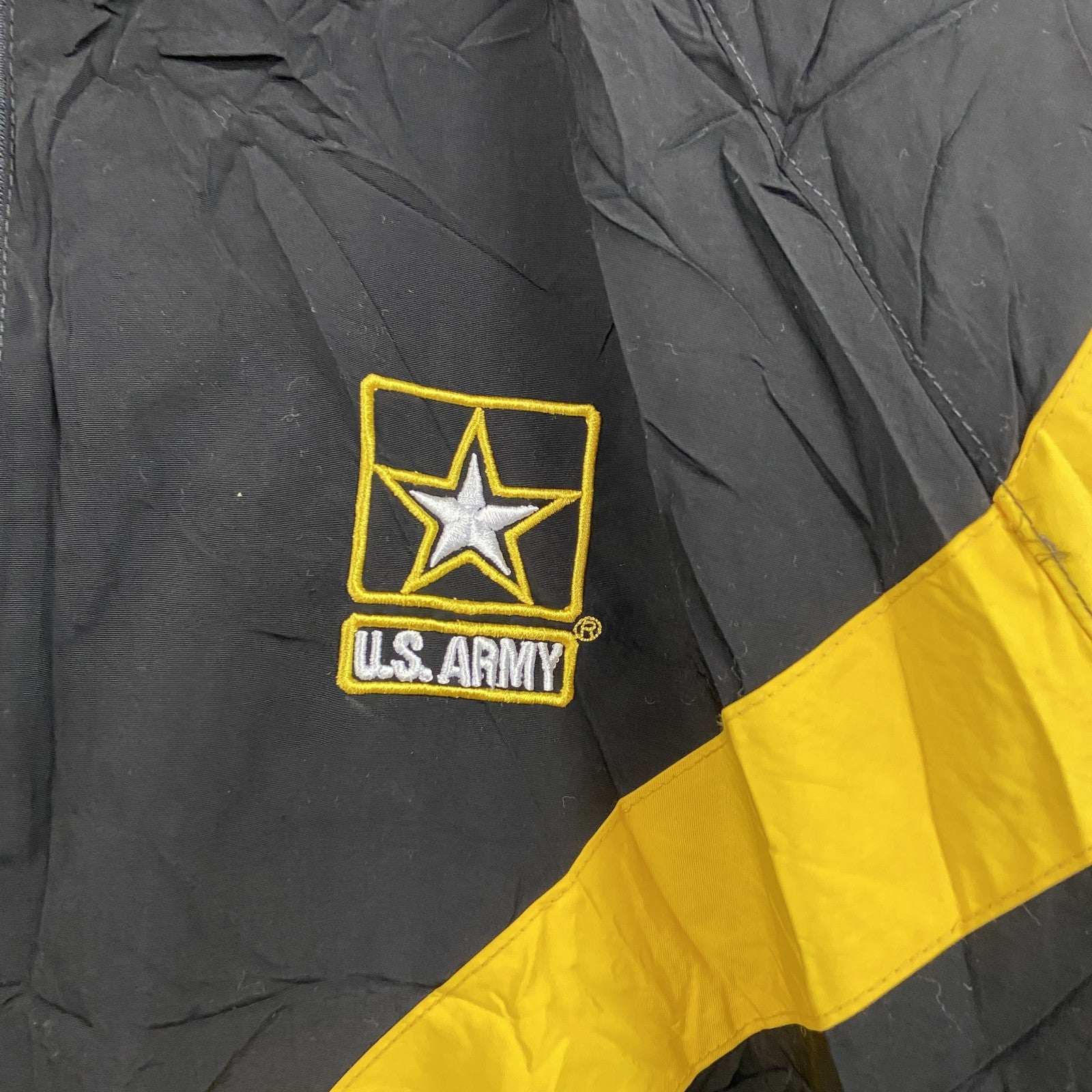 U.S.ARMY　IPFU　トレーニングジャケット　ナイロンジャケット　ミリタリー　米軍　黒　ブラック　Mサイズ
