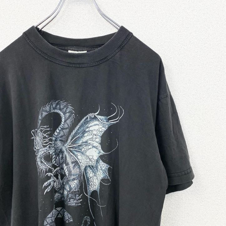 古着 used　半袖プリントTシャツ　黒　ブラック　ドラゴン　龍　クルーネック　フェード　オーバーサイズ　y2k　XLサイズ