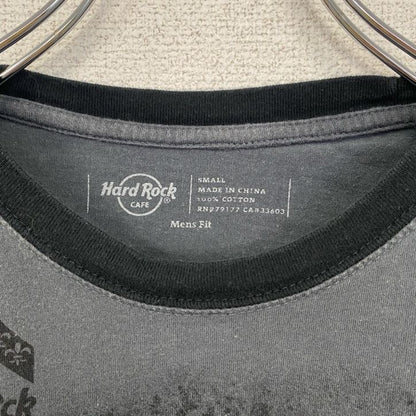 古着 used　Hard Rock CAFE　ハードロックカフェ　半袖リンガーTシャツ　ロゴプリント　灰色　グレー　Sサイズ