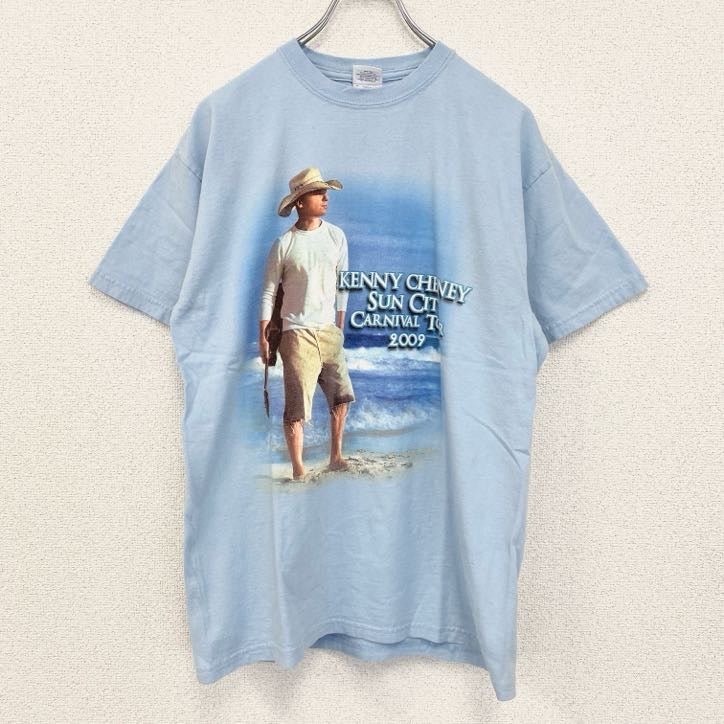 古着 used　GILDAN　半袖プリントTシャツ　ケニーチェズニー　音楽　カントリー　水色　レトロデザイン　Mサイズ