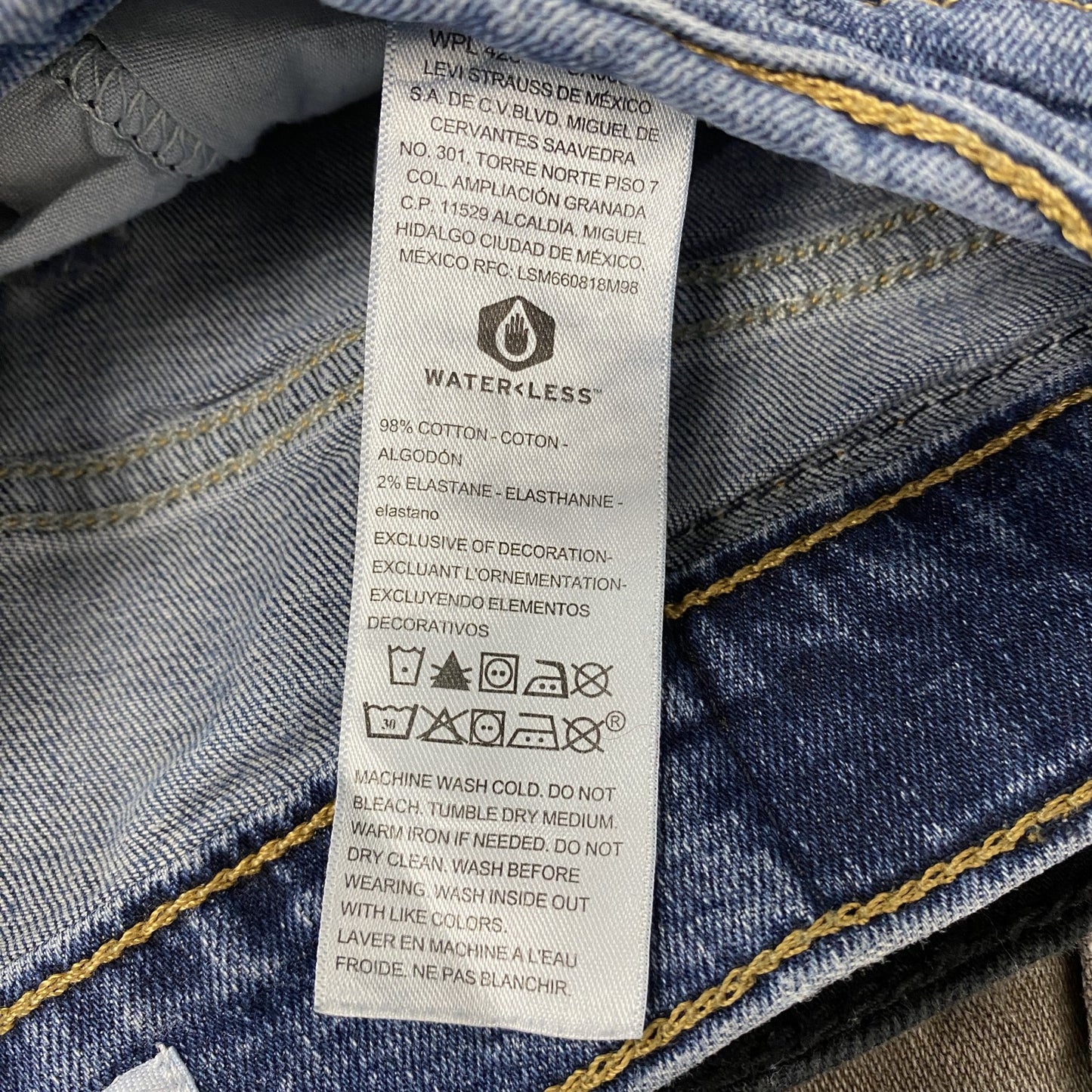 Levi’ｓ　リーバイス　SIGNATURE　デニムパンツ/ジーンズ　ジップフライ　インディゴ　W30サイズ