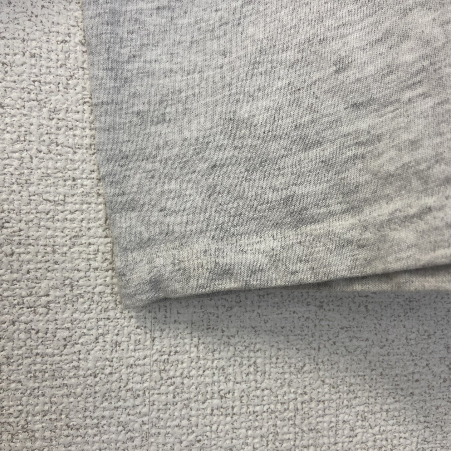 古着 used　半袖カレッジ刺繍Tシャツ　90s　シングルステッチ　ヴィンテージ　クルーネック　レトロデザイン　グレー　Lサイズ