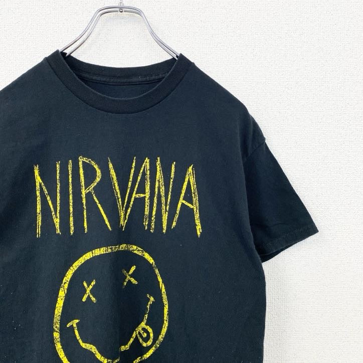 古着 used　NIRVANA　ニルヴァーナ　半袖バンドTシャツ　黒　ブラック　バックプリント　カートコバーン　Mサイズ