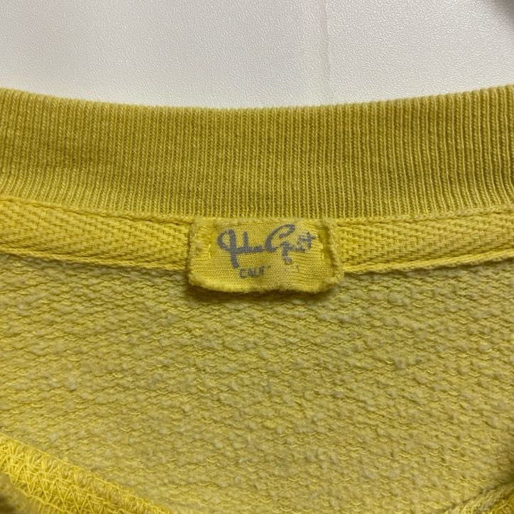 古着 used　長袖クルーネックスウェット　トレーナー　ワンポイント刺　ノームコア　シンプル　honey　黄色　イエロー　秋冬服